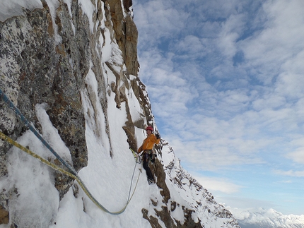 Wasserkopf, Vedrette di Ries, Simon Gietl, Vittorio Messini - Simon Gietl e Vittorio Messini durante la prima salita di Hakuna Matata (V, M6 650m), Wasserkopf (3135m), Vedrette di Ries, Alpi dei Tauri.