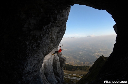 Stortoland, new drytooling crag at Monte Dolada