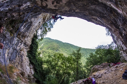 San Liberale - Gianluca Bosetti climbing El bandolero stanco, 7c