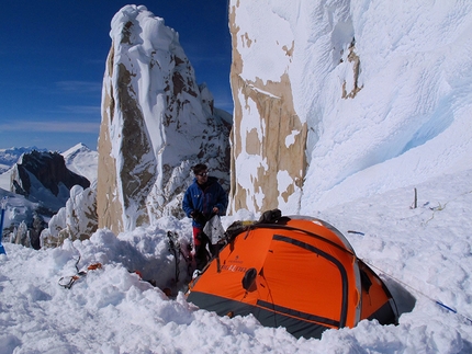 Cerro Torre, Patagonia - Ragni route, Cerro Torre:  the bivy on Elmo