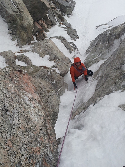 Monte Nero, Presanella - Una via per te fatta in tre (250m M4 WI4, Claudio Migliorini, Andrea Reboldi, Serafino Moretti): secondo tiro