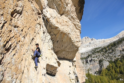 Sas de Dlacia (Val Badia, Dolomites) - Michael climbing Rasputin II