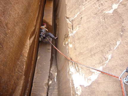 Desert Sandstone Climbing Trip #5 - Red Rocks - Nei camini di Epinephrine, sulla Black Velvet Wall