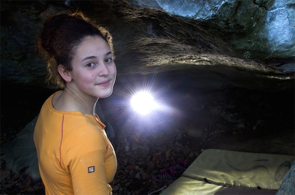 Giorgia Tesio, Varazze - Giorgia Tesio su Excalibur (sit start) 8A+ / V12, Varazze, Italy