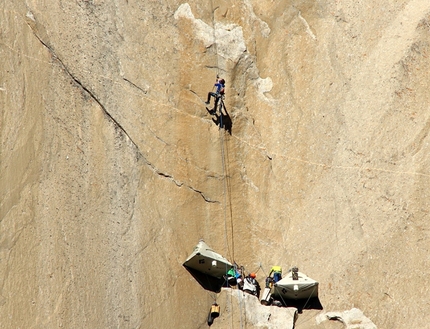 Tommy Caldwell, Kevin Jorgeson, El Capitan - Kevin Jorgeson and Tommy Caldwell during the Dawn Wall push, El Capitan, Yosemite