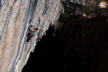 Petzl RocTrip 2014 - Petzl RocTrip 2014: Nina Caprez a Citdibi in Turchia