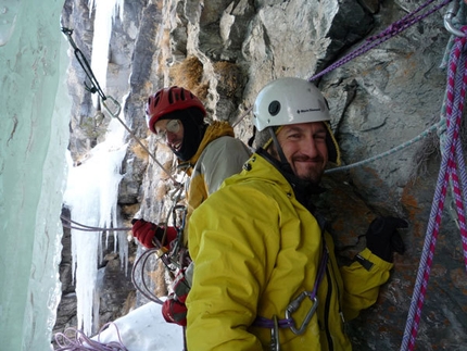 Gole di Gondo - Sosta tra la prima e la seconda candela di Buon compleanno (Gole di Gondo)