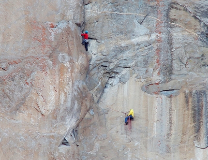 Tommy Caldwell, Kevin Jorgeson, Dawn Wall, El Capitan - Tommy Caldwell and Kevin Jorgeson climbing the final pitches on Dawn Wall, El Capitan, Yosemite