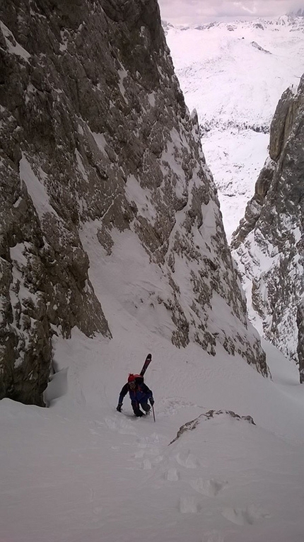 Mulaz, Pale di San Martino, Dolomiti, Giovanni Zaccaria, Francesco Chitarin - Nel canale superiore