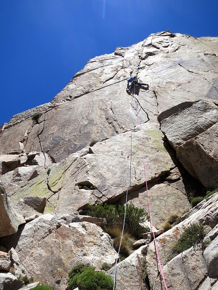 Los Arenales, Argentina - Climbing at Los Arenales in Argentina: perfect splitter cracks at 3000m