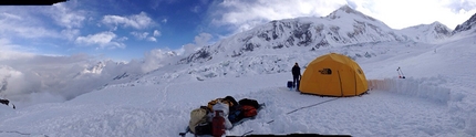 Manaslu, Simone Moro, Tamara Lunger - Manaslu