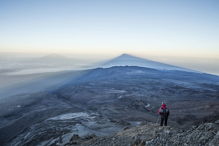 Valery Rozov Kilimanjaro BASE jump - Valery Rozov Kilimanjaro BASE jump