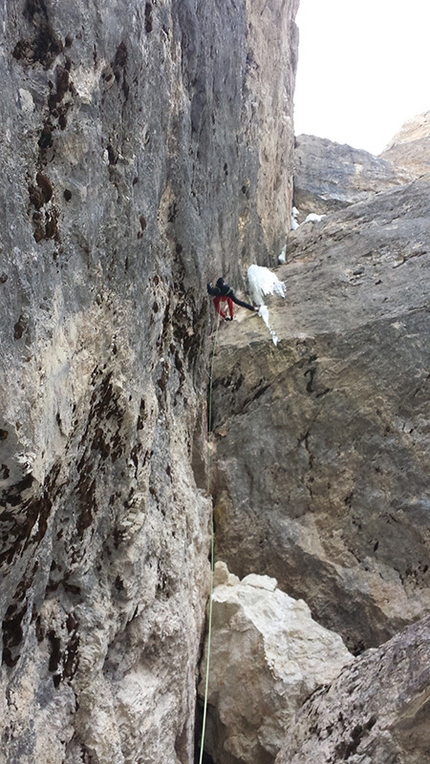 Vallunga, Adam Holzknecht, Alex Walpoth, Amore e ombra - Adam Holzknecht and Alex Walpoth making the first ascent of Amore e ombra (160m, M9, VIII, WI5) Col Turont, Vallunga, Dolomites.