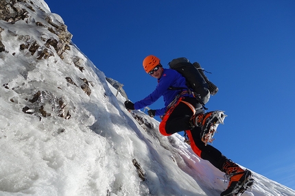 Schneefernerkopf, Michael Wohlleben, Joachim Feger - Michael Wohlleben and Joachim Feger making the first ascent of Optimist (1300m, M6,) Schneefernerkopf, Wetterstein