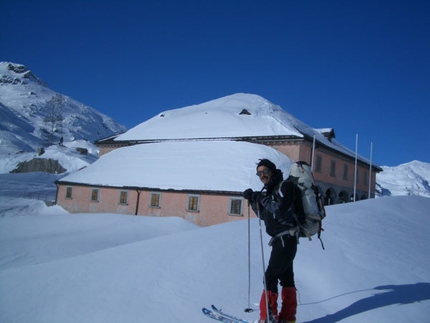 Traversata invernale delle Alpi con gli sci - 