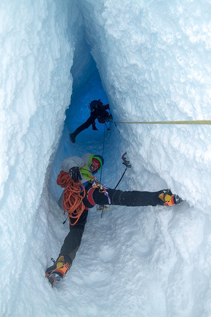 Fitz Roy Via dei Ragni, Patagonia - Tunnel di ghiaccio sul Cerro Torre