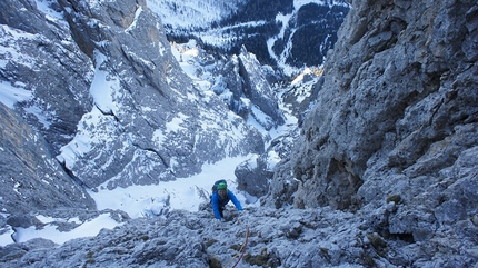 Non mi piace l'inverno - Via Andrich-Bianchet alla parete ovest della Cima di Val di Roda