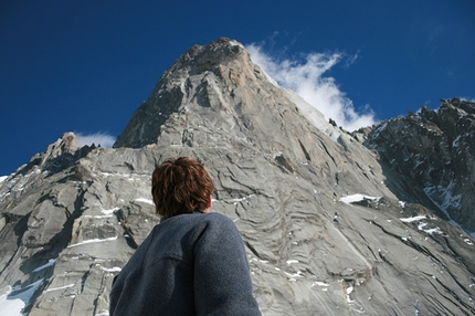 Tom Ballard, Petit Dru, Mont Blanc - Tom Ballard, Petit Dru, Mont Blanc