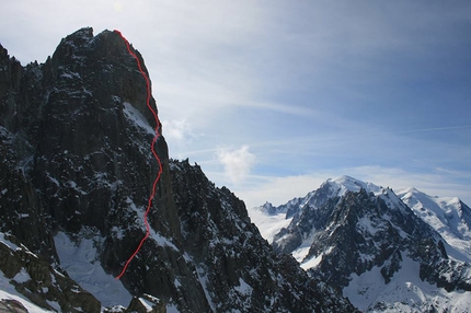 Tom Ballard, Petit Dru, Mont Blanc - The line of the route climbed by Pierre Allain and Raymond Leininger in 1935.
