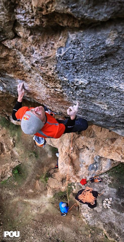 Iker Pou onsights 8c on Mallorca