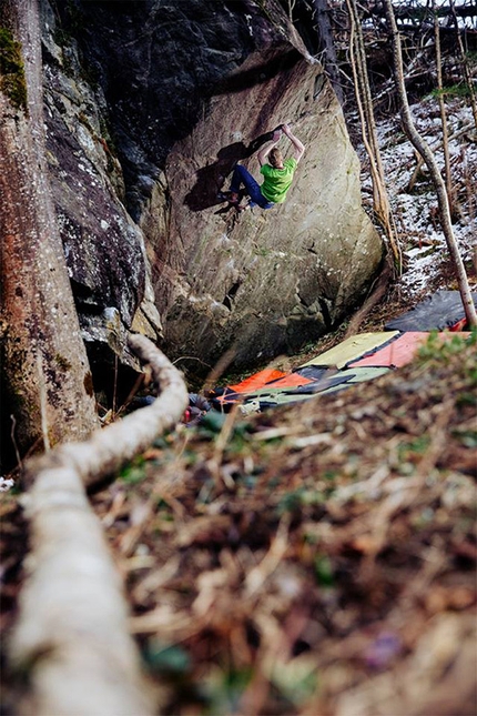 Jakob Schubert, Bügeleisen, Maltatal - Jakob Schubert climbing the boulder problem Bügeleisen sit 8C at Maltatal, Austria.