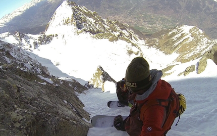 Monte Emilius, Valle d'Aosta, Davide Capozzi, Julien Herry - Davide Capozzi and Julien Herry snowboarding the NW Couloir of the North Face of Monte Emilius, Valle d'Aosta on 13/04/2015 .