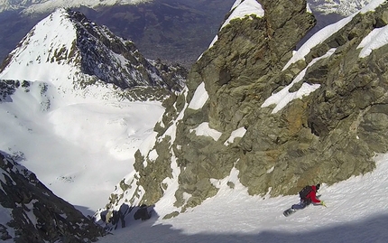 Monte Emilius, Valle d'Aosta, Davide Capozzi, Julien Herry - Davide Capozzi and Julien Herry snowboarding the NW Couloir of the North Face of Monte Emilius, Valle d'Aosta on 13/04/2015 .