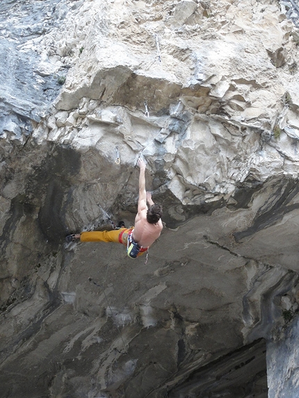 Alexander Feichter, Massone, Arco - Alexander Feichter climbing Underground 9a at Massone, Arco, Italy