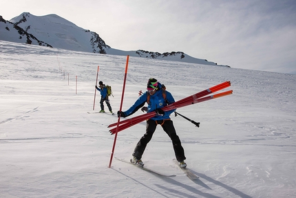 Mezzalama 2015 - Placing the poles to mark the route below the West Face of Castore