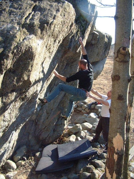 Melloblocco 2015 - Val di Mello Val Masino - Circuito 1 - I Sassisti: Nicolò Berzi su Tendine d'Achille