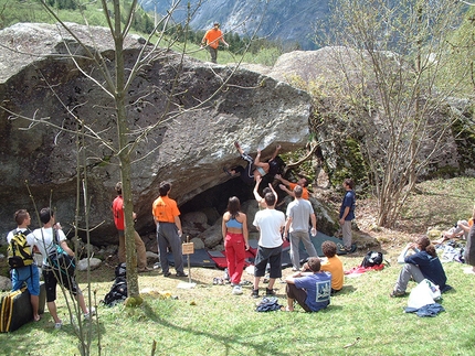 Melloblocco 2015: i circuiti con i capolavori della valle del boulder