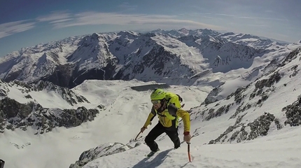 Monte Zebrù - Florian Riegler e Martin Riegler durante la salita di Serac, una possibile nuova via al Monte Zebrù