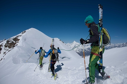 Mezzalama 2015 - Squadra dell'esercito in allenamento