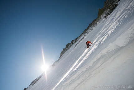 Dani Arnold, Matterhorn - Dani Arnold on 22/04/2015 during his record breaking ascent of the Schmid route on the Matterhorn in 1:46.