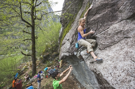 Melloblocco 2015 - Melloblocco 2015: day 3 Katharina Saurwein su La Volpe a 9 Code