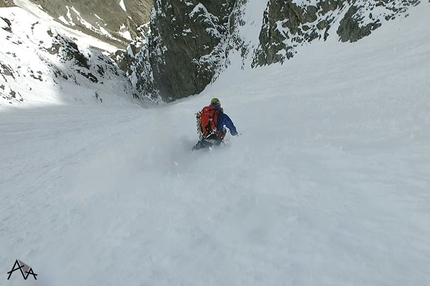 Breche Victor Chaud, Couloir Pèlas Verney, Ecrins - Couloir Pèlas Verney, Breche Victor Chaud - curve successive