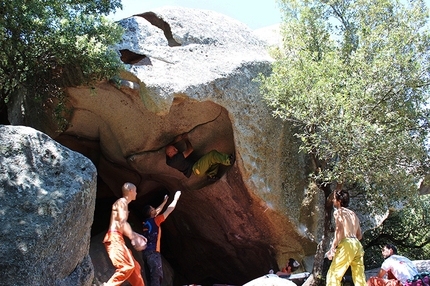 Luogosanto, Rock & Walls e il boulder in Sardegna
