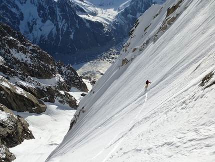 Pain de Sucre, Mont Blanc - Pain de Sucre (3607m) North Face by Davide Capozzi, Julien Herry and Francesco Civra Dano