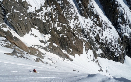 Pain de Sucre, Monte Bianco - Pain de Sucre (3607m) parete nord per Davide Capozzi, Julien Herry e Francesco Civra Dano