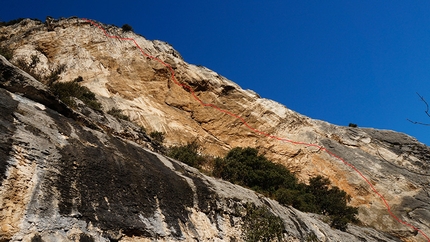 L'Ora del Garda, new rock climb at Mandrea (Arco) - L'Ora del Garda seen from below