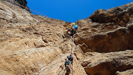 L'Ora del Garda, new rock climb at Mandrea (Arco) - Luca Giupponi establishing pitch 4