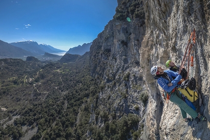 L'Ora del Garda nuova via a Mandrea (Arco) - 8° tiro