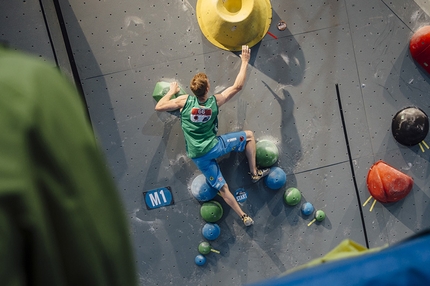 Campionato Europeo di Boulder a Innsbruck - Durante la Semifinale del Campionato Europeo di Boulder a Innsbruck: Jakob Schubert