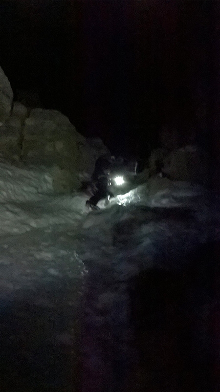 Monviso Coolidge Couloir - Climbing up the Coolidge Couloir, Monviso