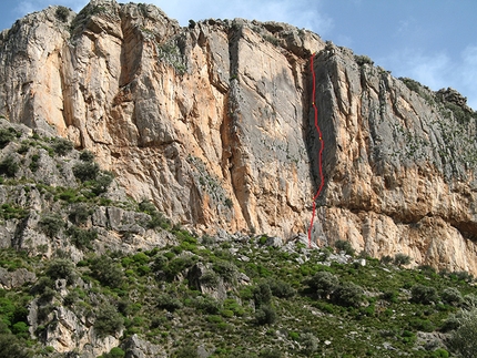 Libertà incondizionata, Monte d’Oro (Madonie), Sicilia, Massimo Flaccavento, Arturo Latina - Libertà incondizionata (7a, 110m, Massimo Flaccavento, Arturo Latina), Monte d’Oro, Sicilia