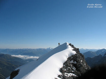 Cima Tuckett, scialpinsimo, Ortles Cevedale - Cima Tuckett scialpinismo: lungo la cresta nord del Madaccio di Dentro