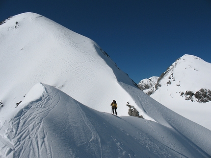 Cima Tuckett, ski mountaineering, Ortles Cevedale - Cima Tuckett ski mountaineering: the descent from Madaccio di Dentro
