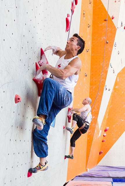 Speed Climbing World Cup, Qixin Zhong and Iuliia Kaplina win in Saanich