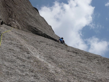 Luna nascente, Val di Mello - 