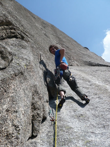 Luna nascente, Val di Mello - 